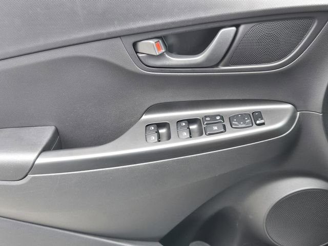 Used 2021 Hyundai Kona SEL Plus FWD image 29