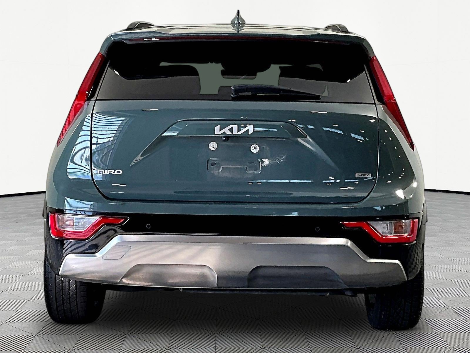 Certified 2023 Kia Niro EX Touring FWD image 5