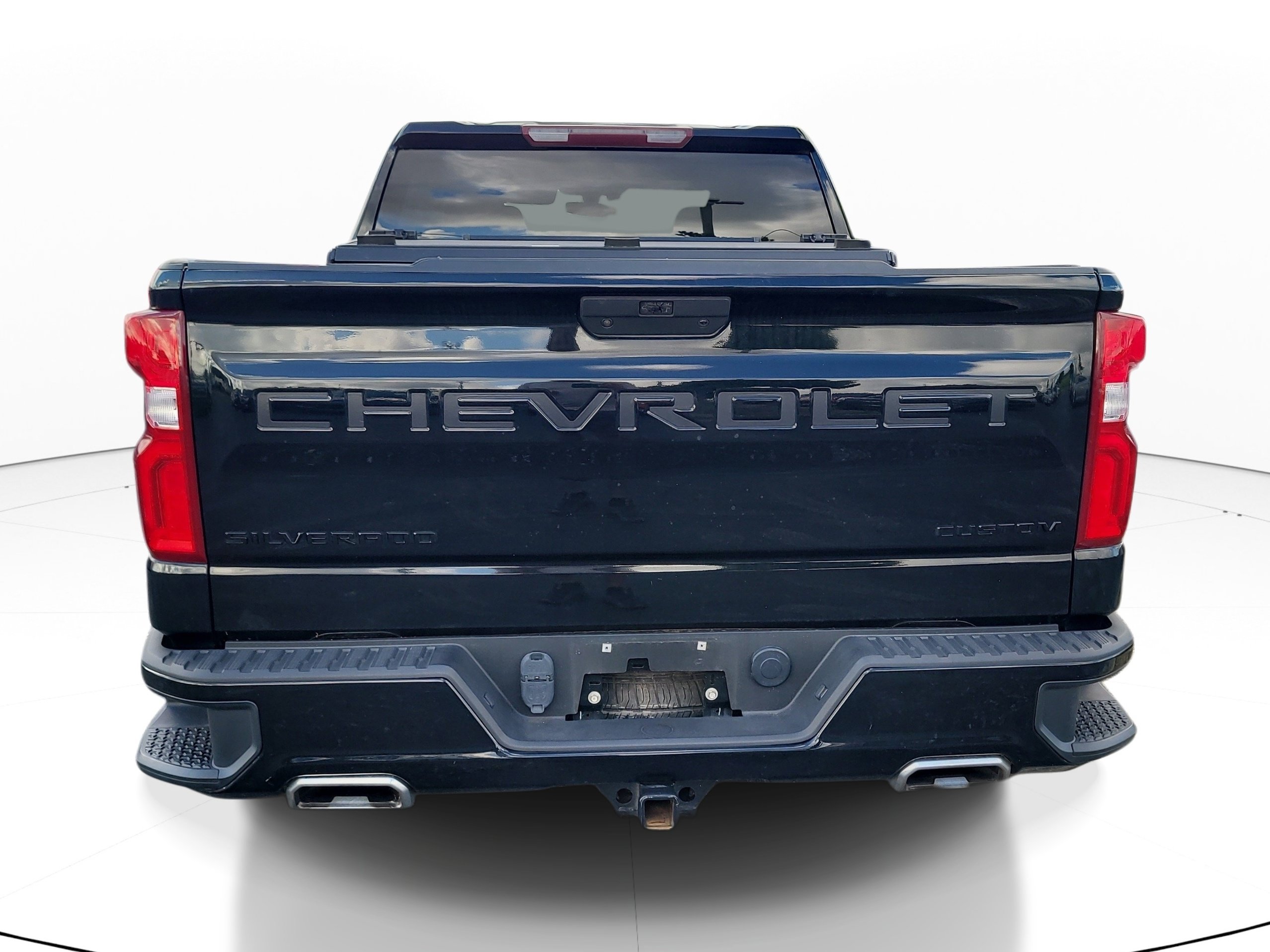 Used 2021 Chevrolet Silverado 1500 Custom w/ LPO, Dark Essentials Package AWD/4WD image 6