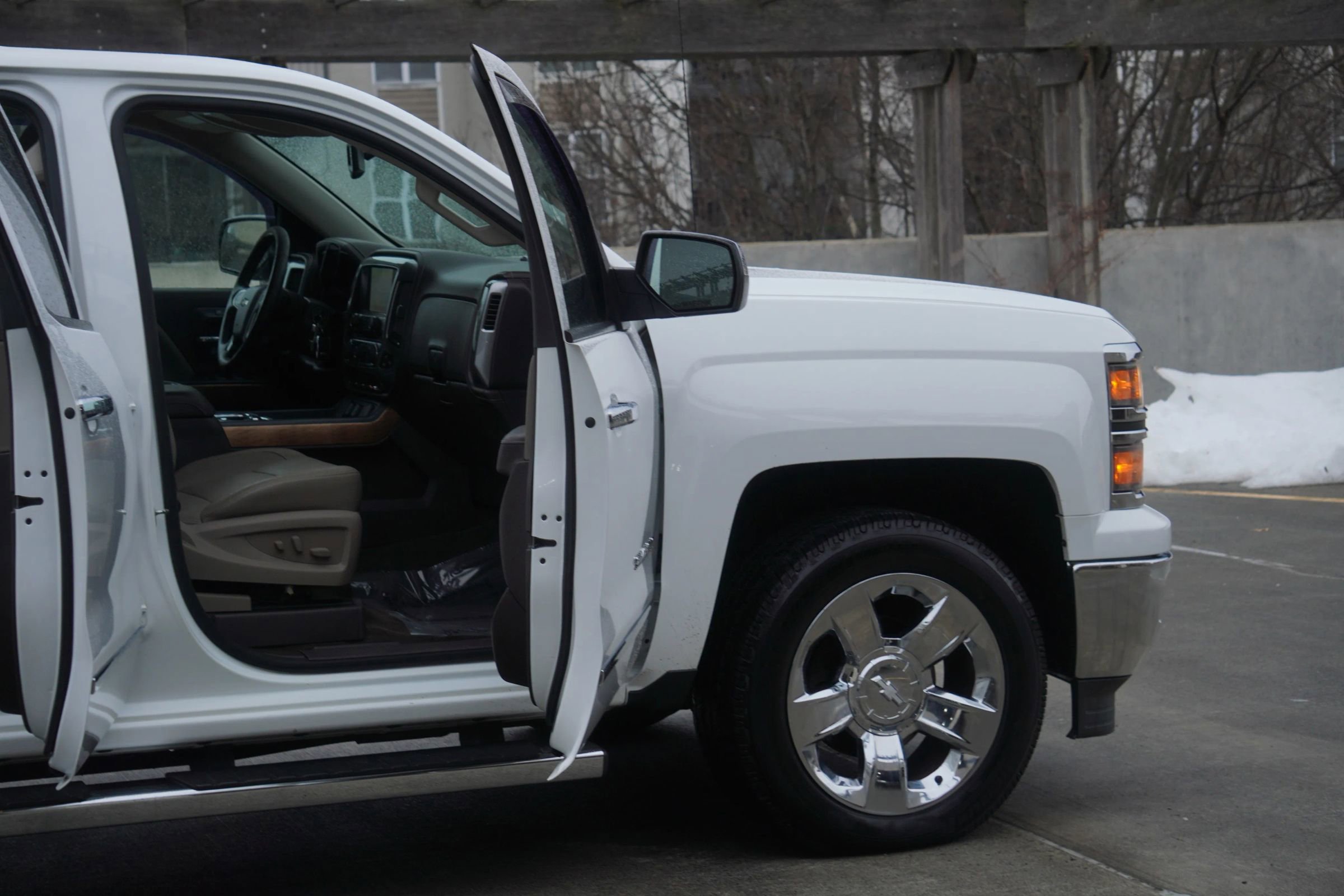 Used 2014 Chevrolet Silverado 1500 LTZ w/ LTZ Plus Package image 25
