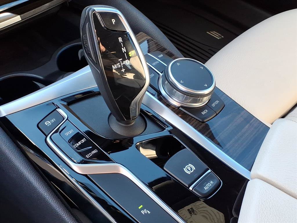 Used 2019 BMW 530i w/ Convenience Package RWD image 32