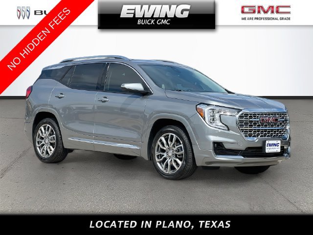 Used 2024 GMC Terrain Denali w/ Denali Premium Package