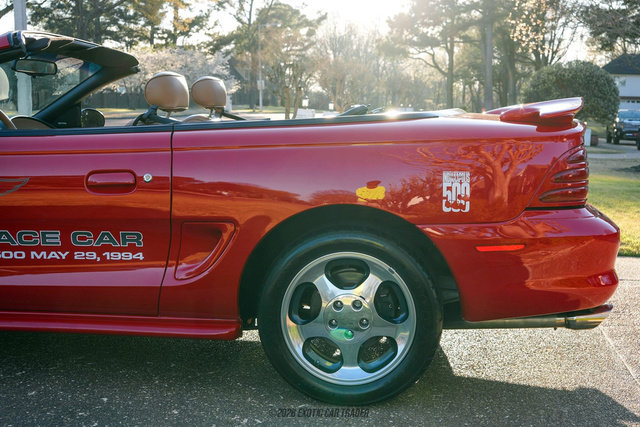 Used 1994 Ford Mustang GT RWD image 5