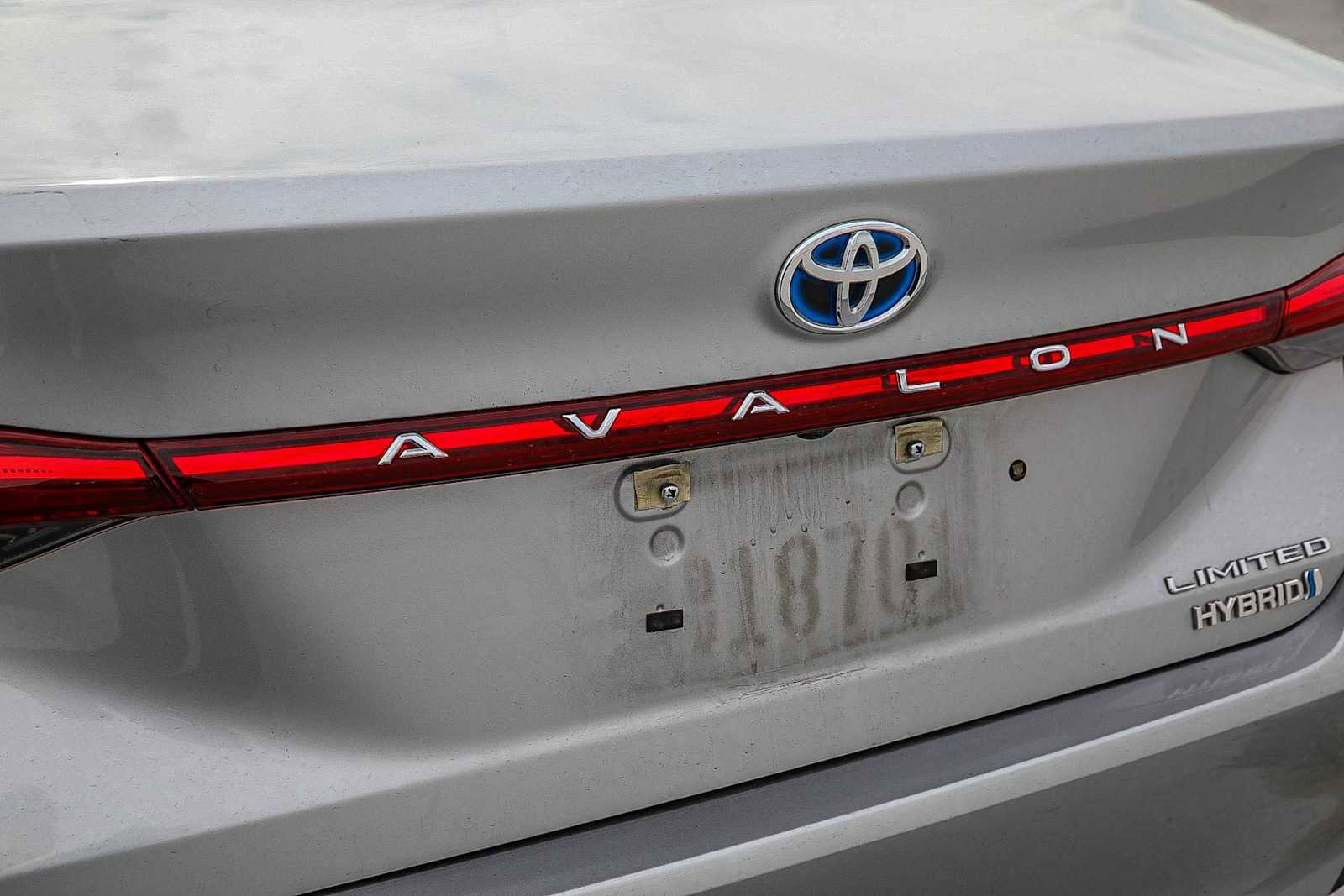 Certified 2020 Toyota Avalon Limited image 23