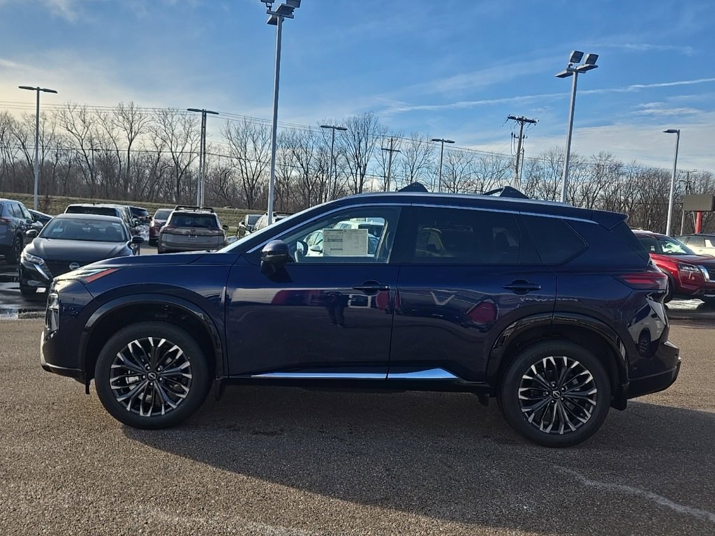 New 2026 Nissan Rogue Platinum image 4