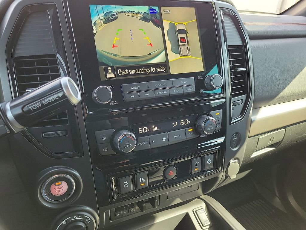 Used 2024 Nissan Titan PRO-4X w/ Pro-4x Convenience Package image 12