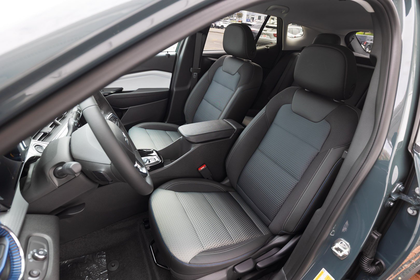 New 2026 Chevrolet Trax LT w/ Driver Confidence Package FWD image 48