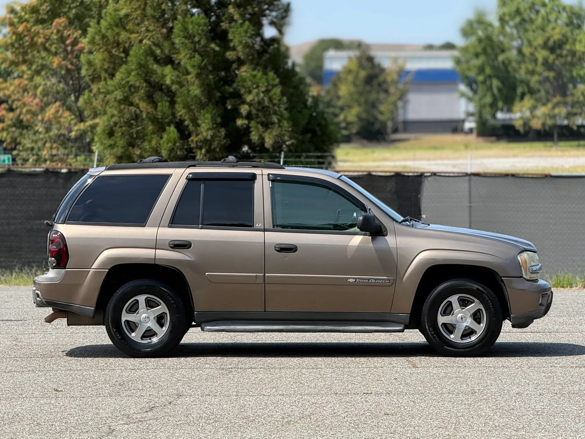 Used 2003 Chevrolet TrailBlazer LT w/ Preferred Equipment Group RWD image 7