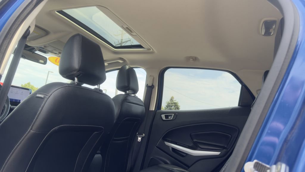 Used 2020 Ford EcoSport Titanium FWD image 22