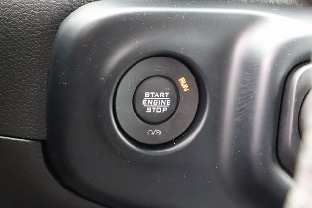 Used 2023 Jeep Gladiator Sport image 30