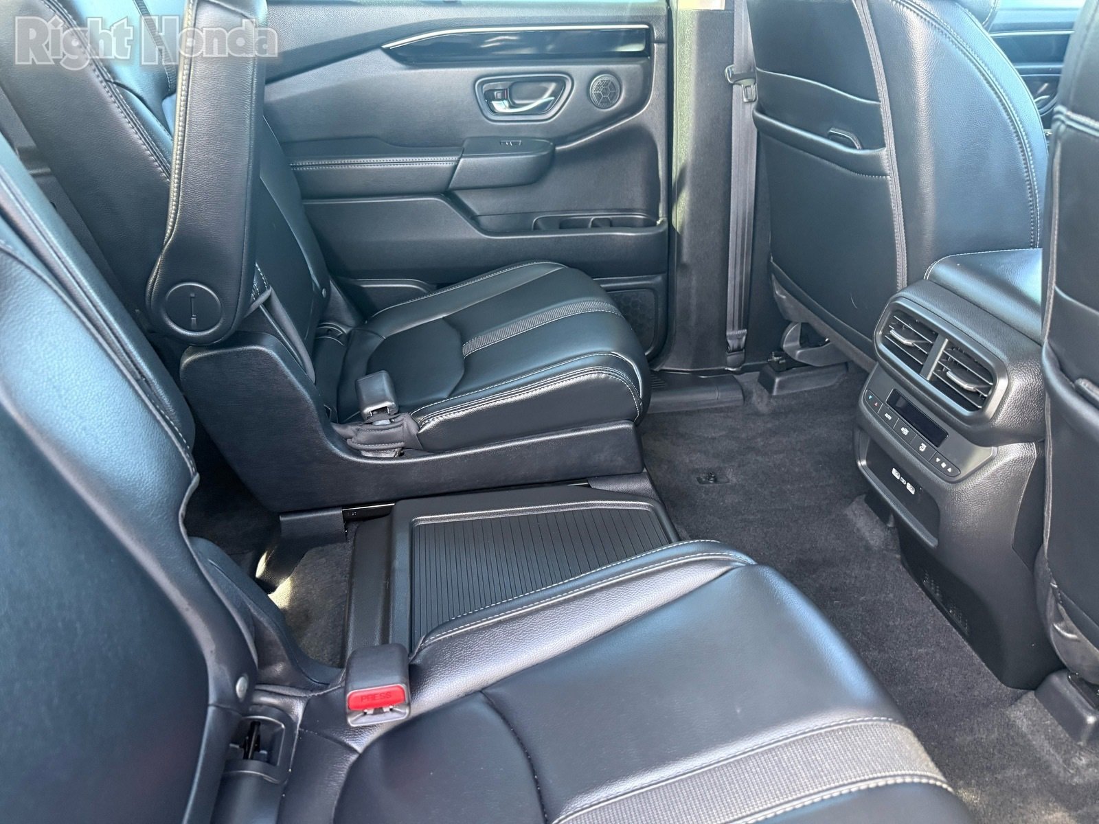 Used 2023 Honda Pilot EX-L image 29