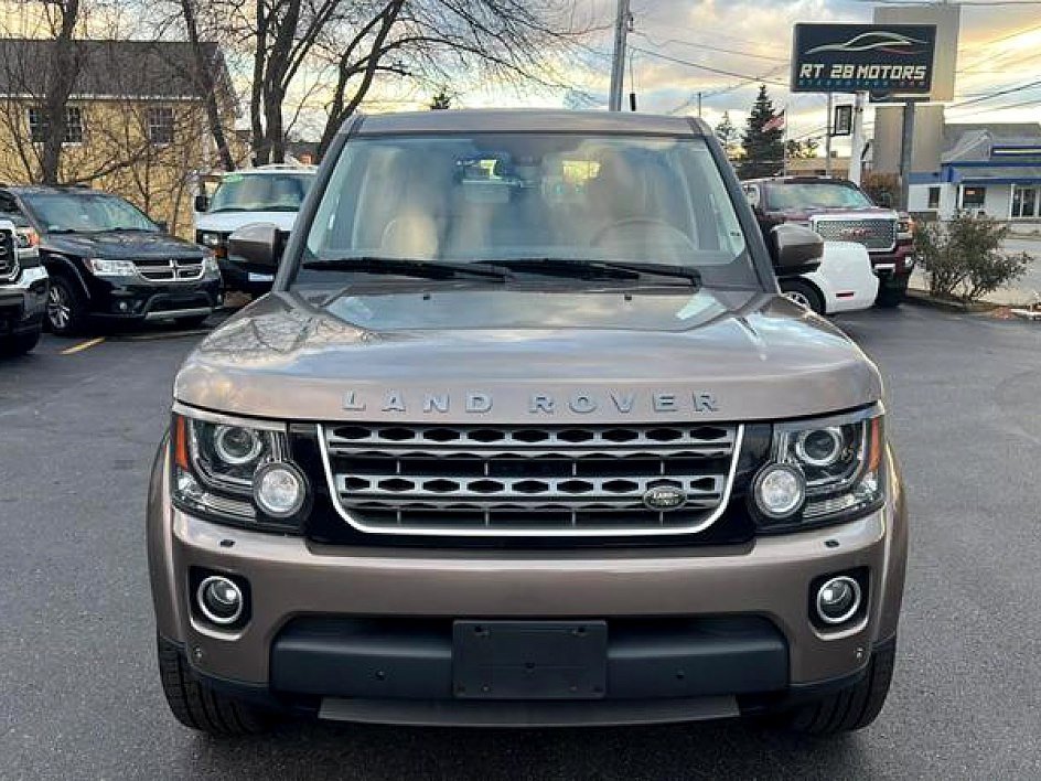 Used 2016 Land Rover LR4 HSE image 7