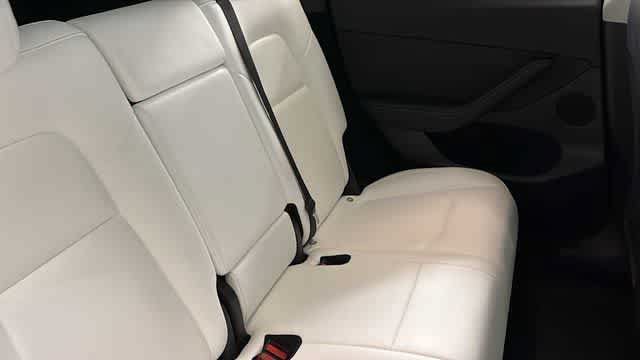 Used 2024 Tesla Model Y Performance AWD/4WD image 29
