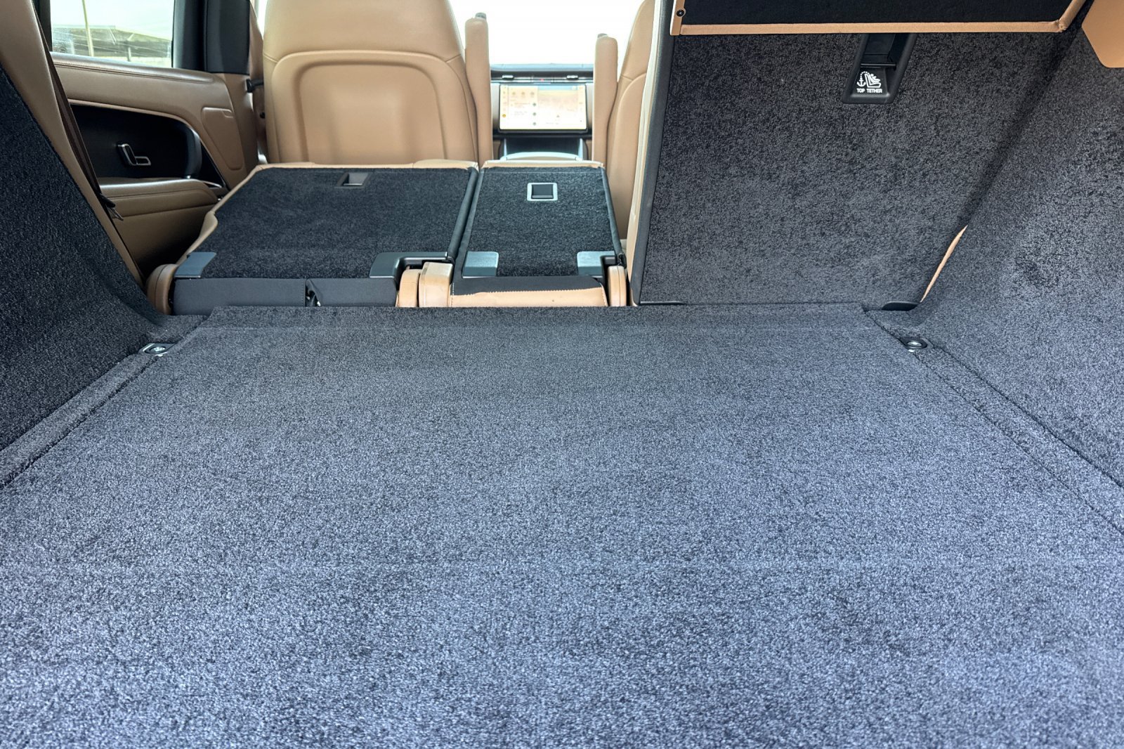 Used 2024 Land Rover Range Rover SE AWD/4WD image 16