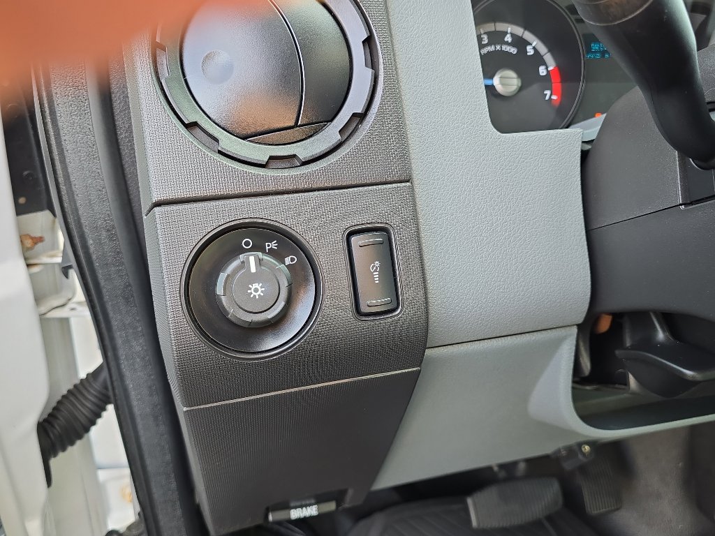 Used 2015 Ford F350 XL image 16