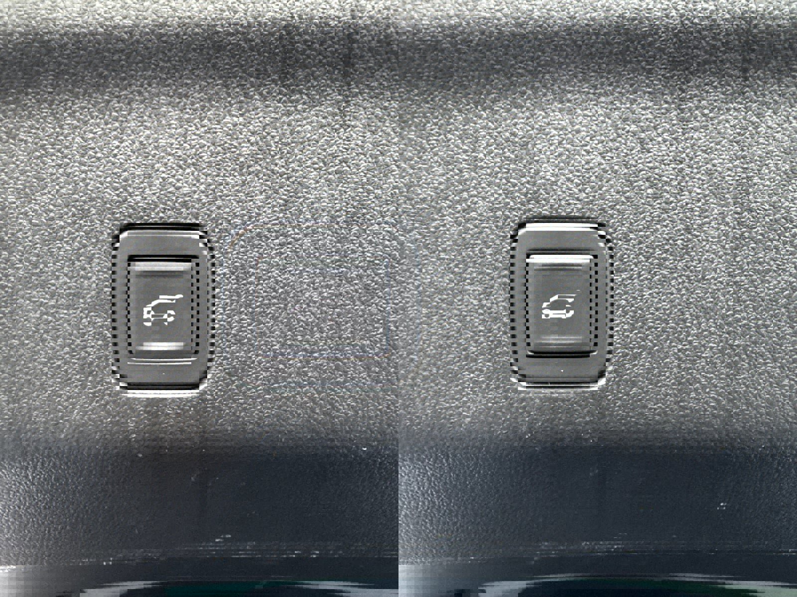 Certified 2024 Cadillac Escalade ESV Sport Platinum w/ LPO, ONYX Package AWD/4WD image 11