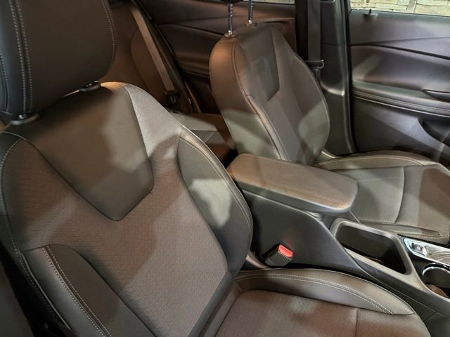 Used 2025 Buick Encore GX Preferred image 2