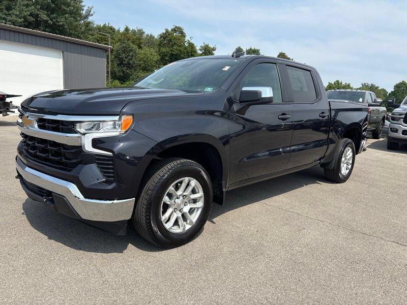 Used 2024 Chevrolet Silverado 1500 LT AWD/4WD image 7
