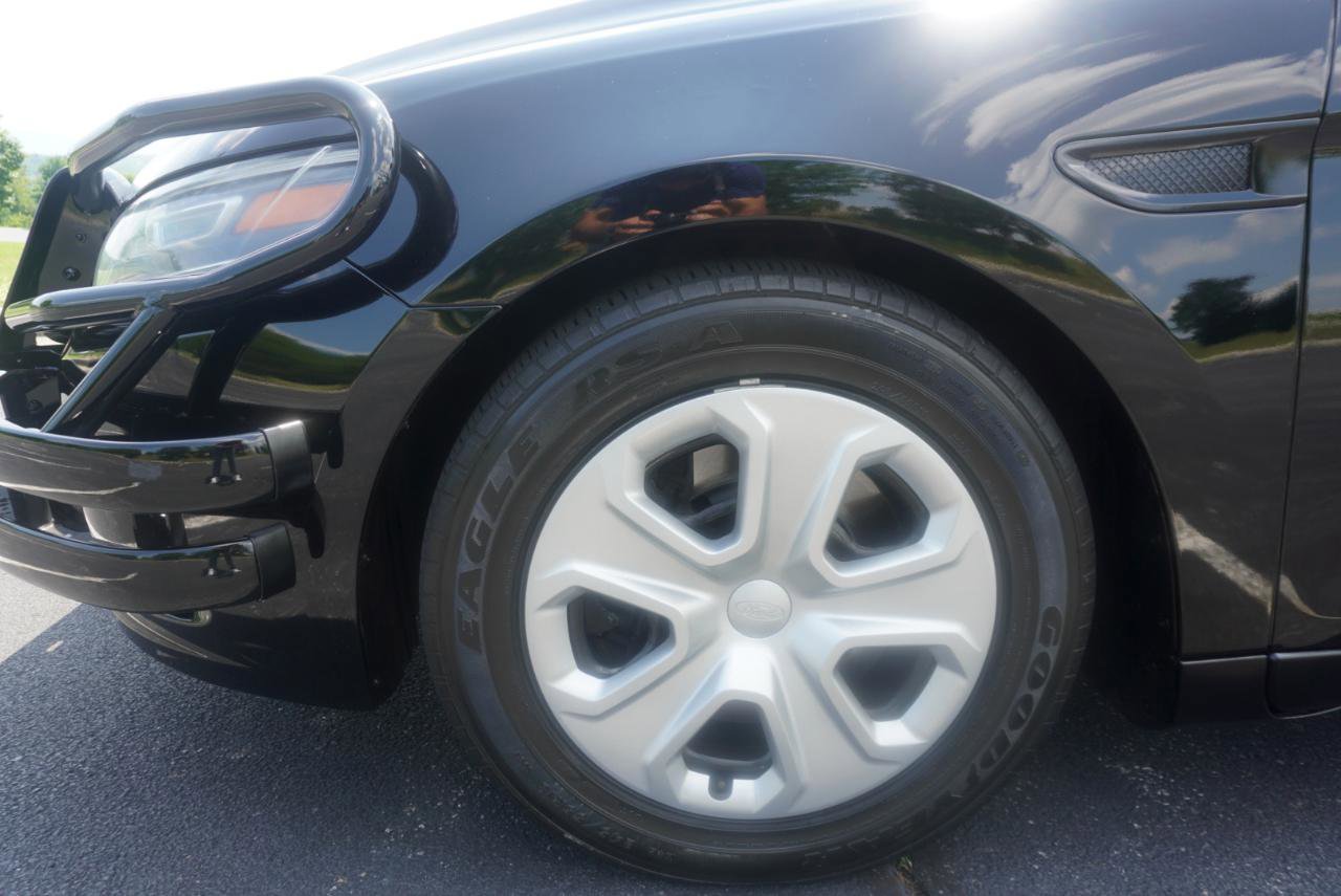 Used 2016 Ford Taurus Police Interceptor AWD image 35