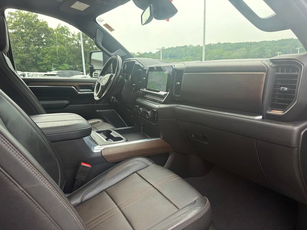 Certified 2024 Chevrolet Silverado 2500 High Country w/ Z71 Off-Road Package AWD/4WD image 34
