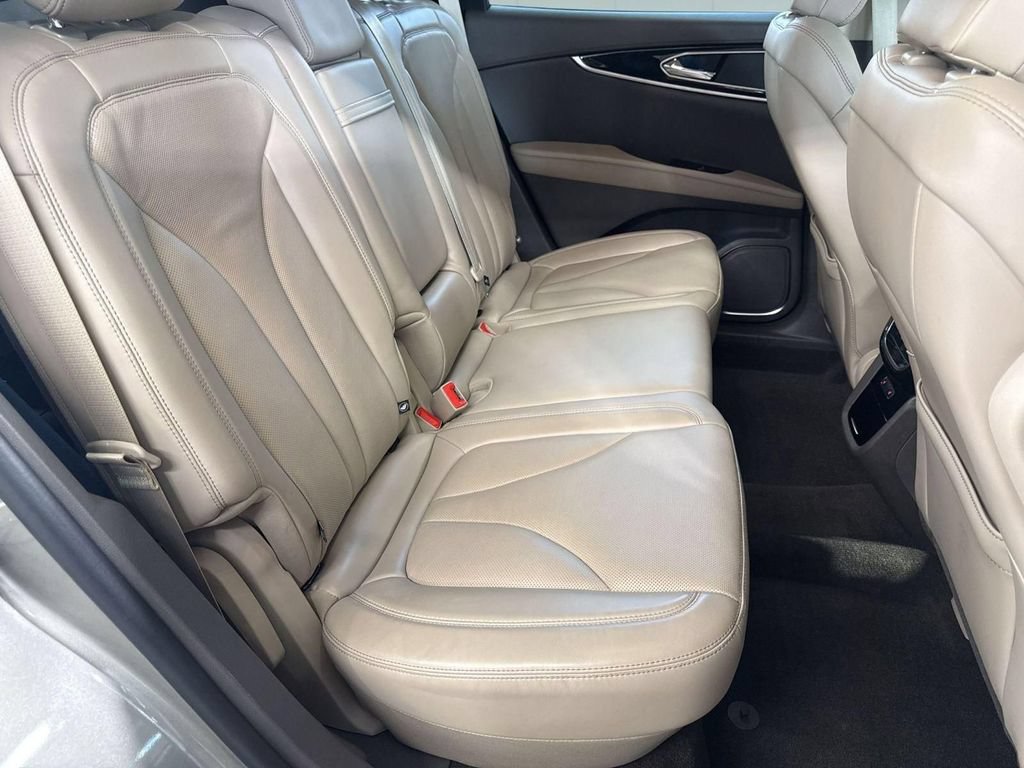Certified 2023 Lincoln Nautilus Reserve AWD/4WD image 31