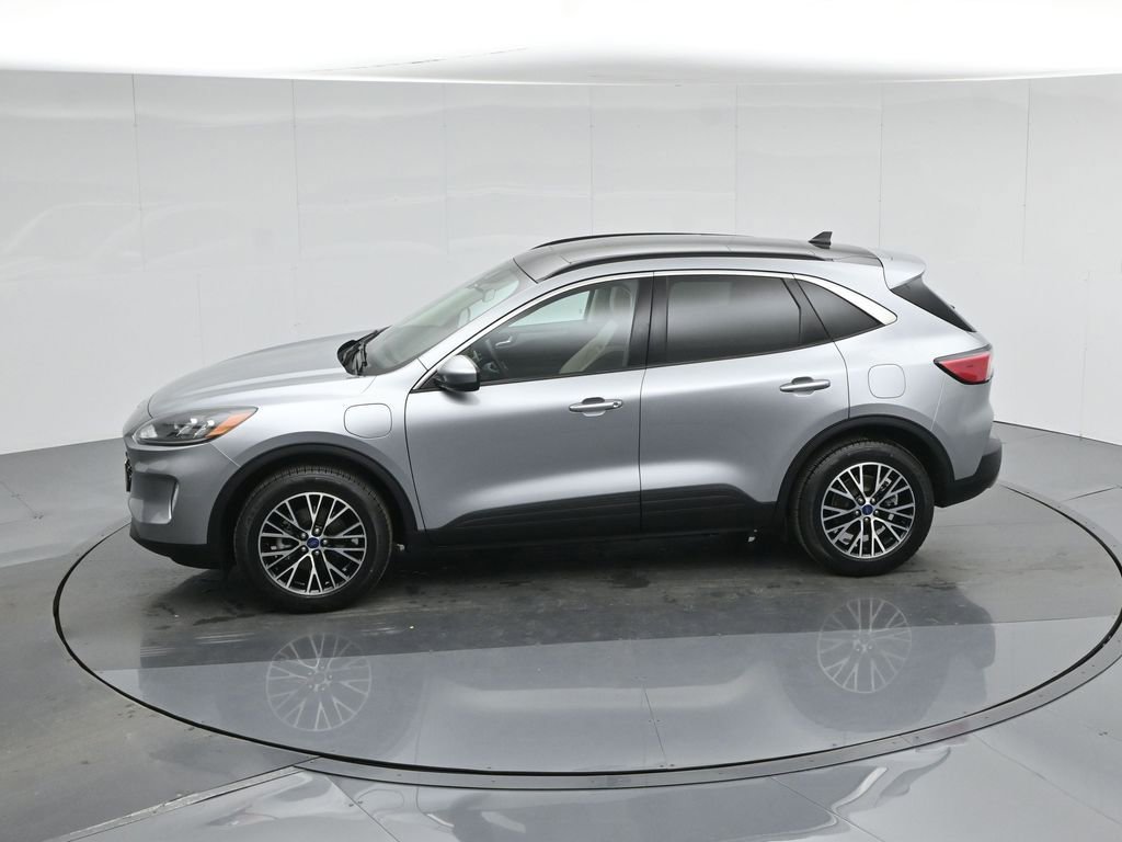 Certified 2022 Ford Escape SEL image 47