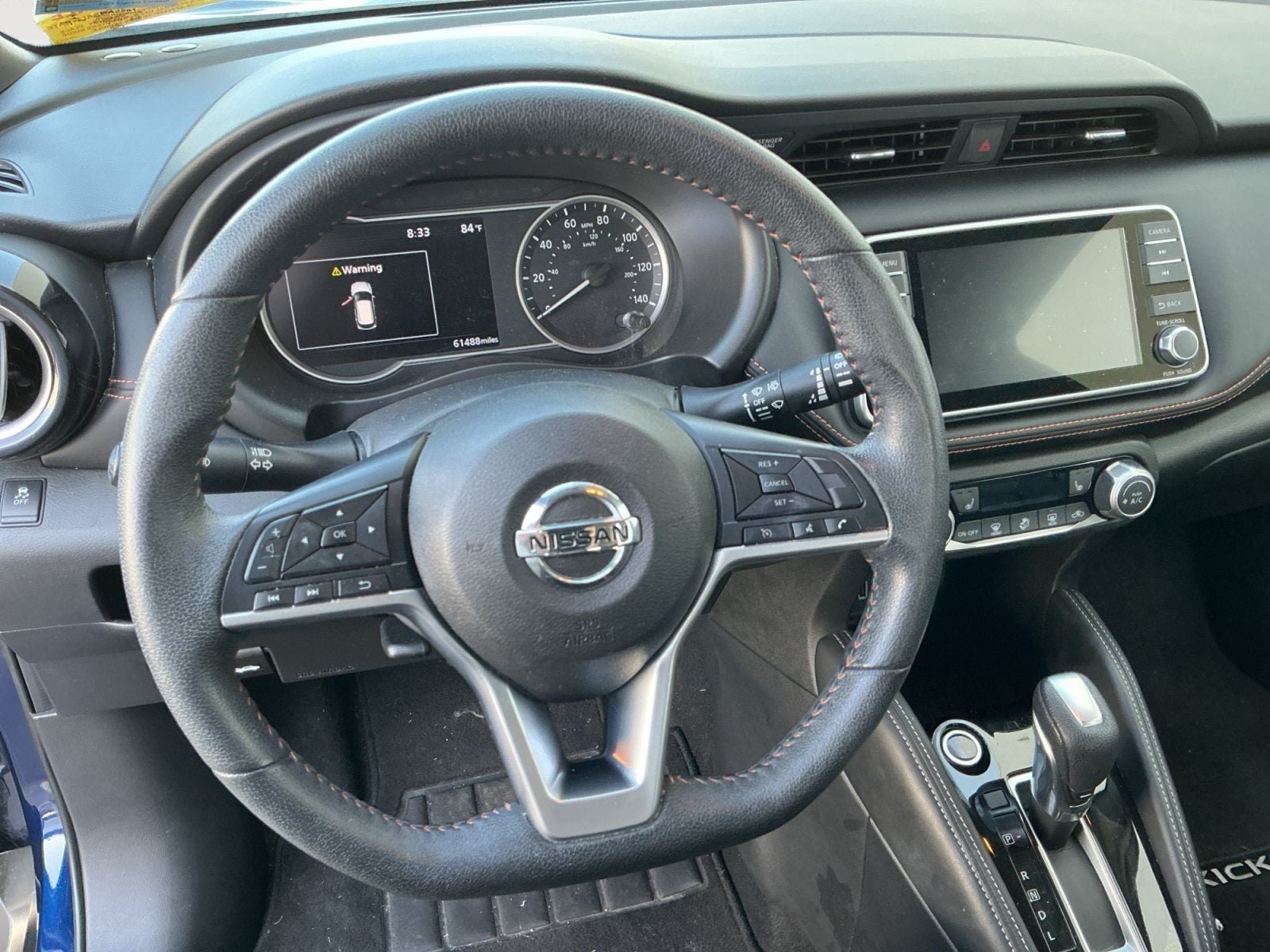 Used 2019 Nissan Kicks SR w/ SR Premium Package FWD image 12