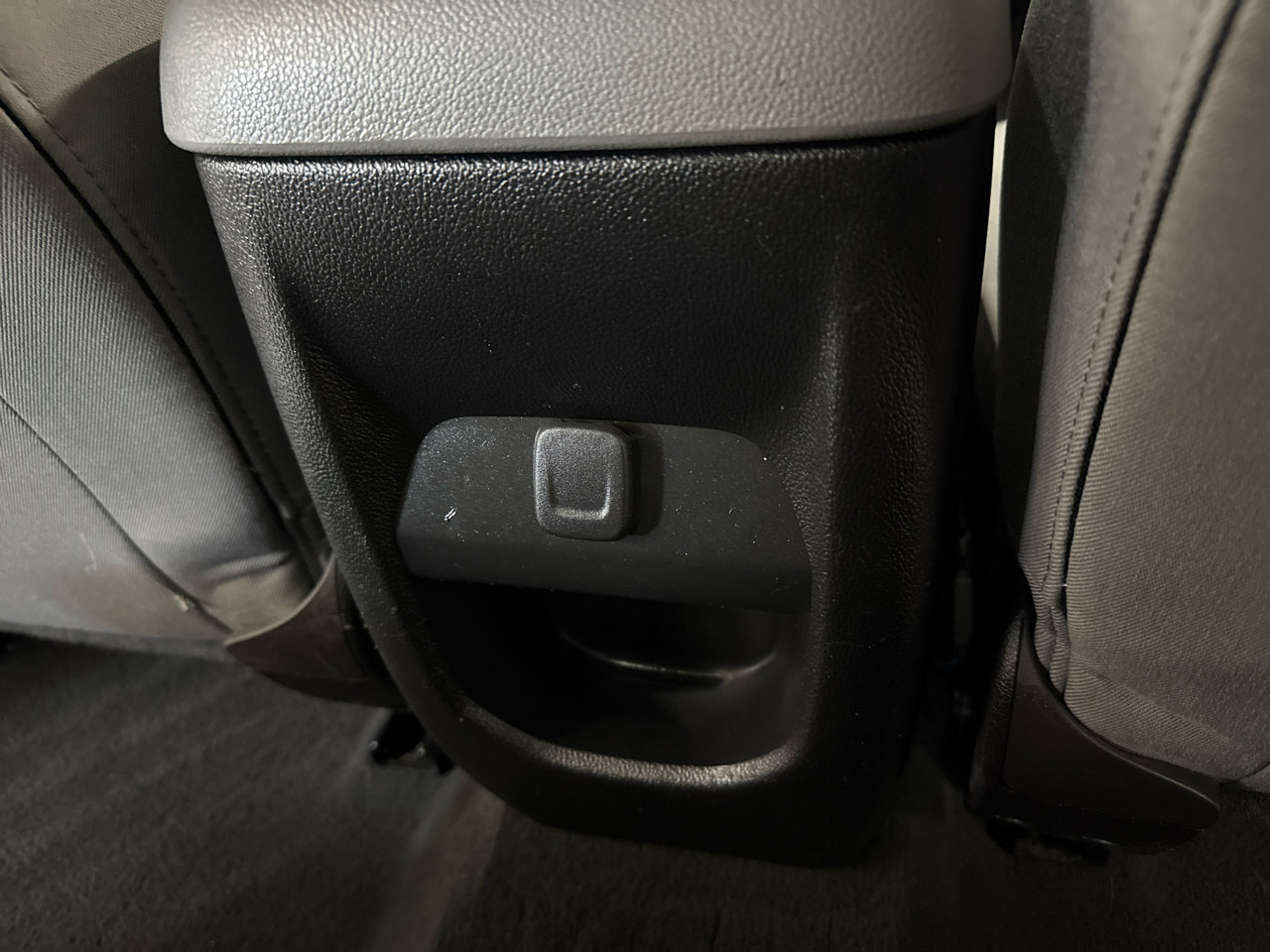 Used 2022 Chevrolet Colorado W/T w/ WT Convenience Package image 38