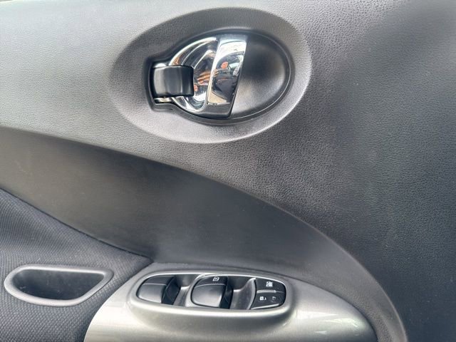 Used 2017 Nissan Juke S image 11