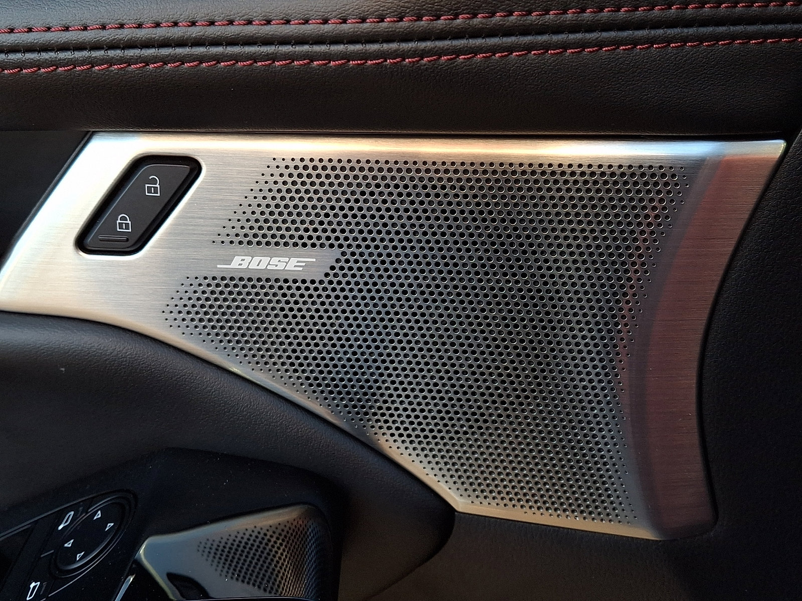 Used 2023 MAZDA MAZDA3 s image 13