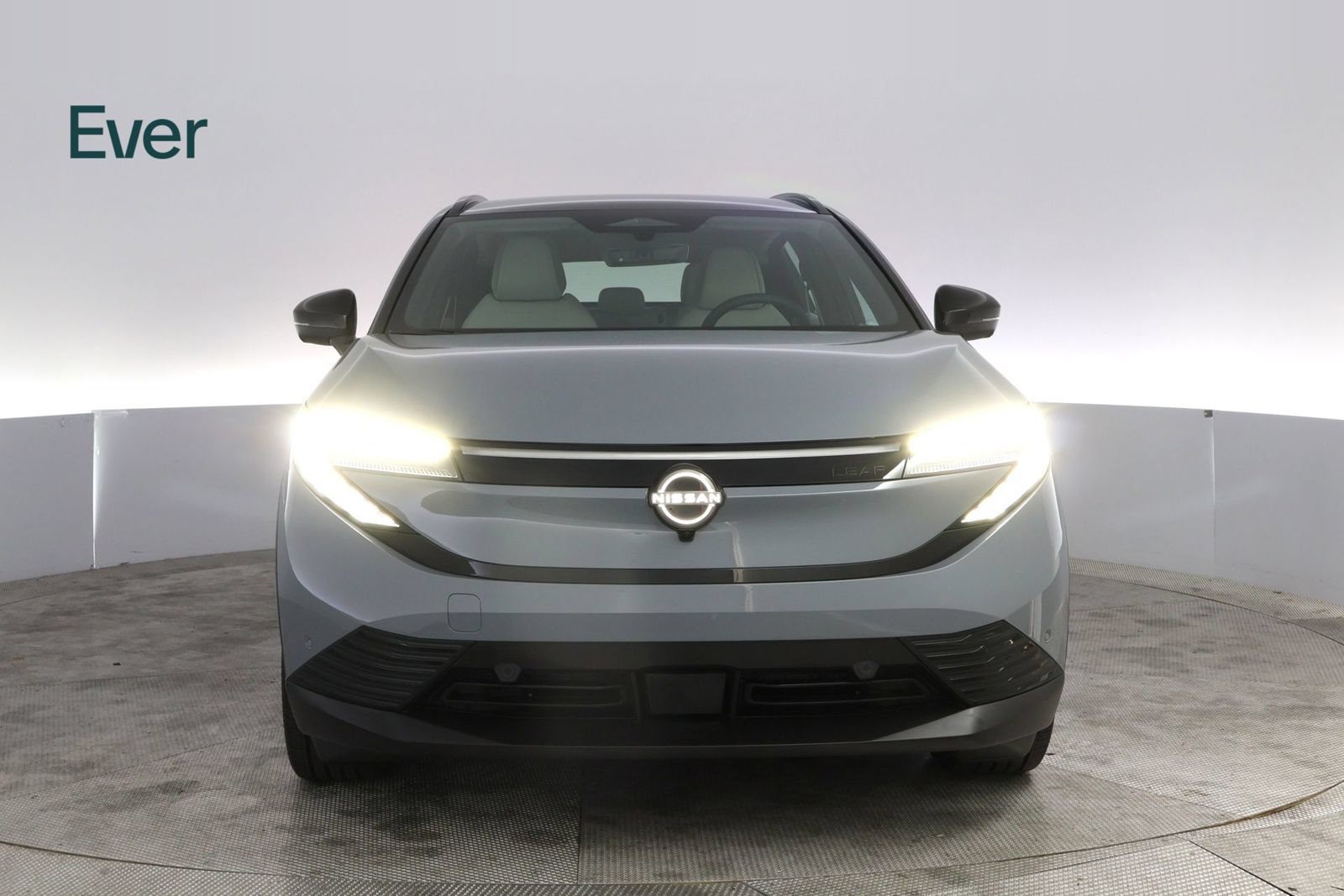 Used 2026 Nissan Leaf Platinum+ w/ Floor Mat Package (Platinum+) FWD image 12