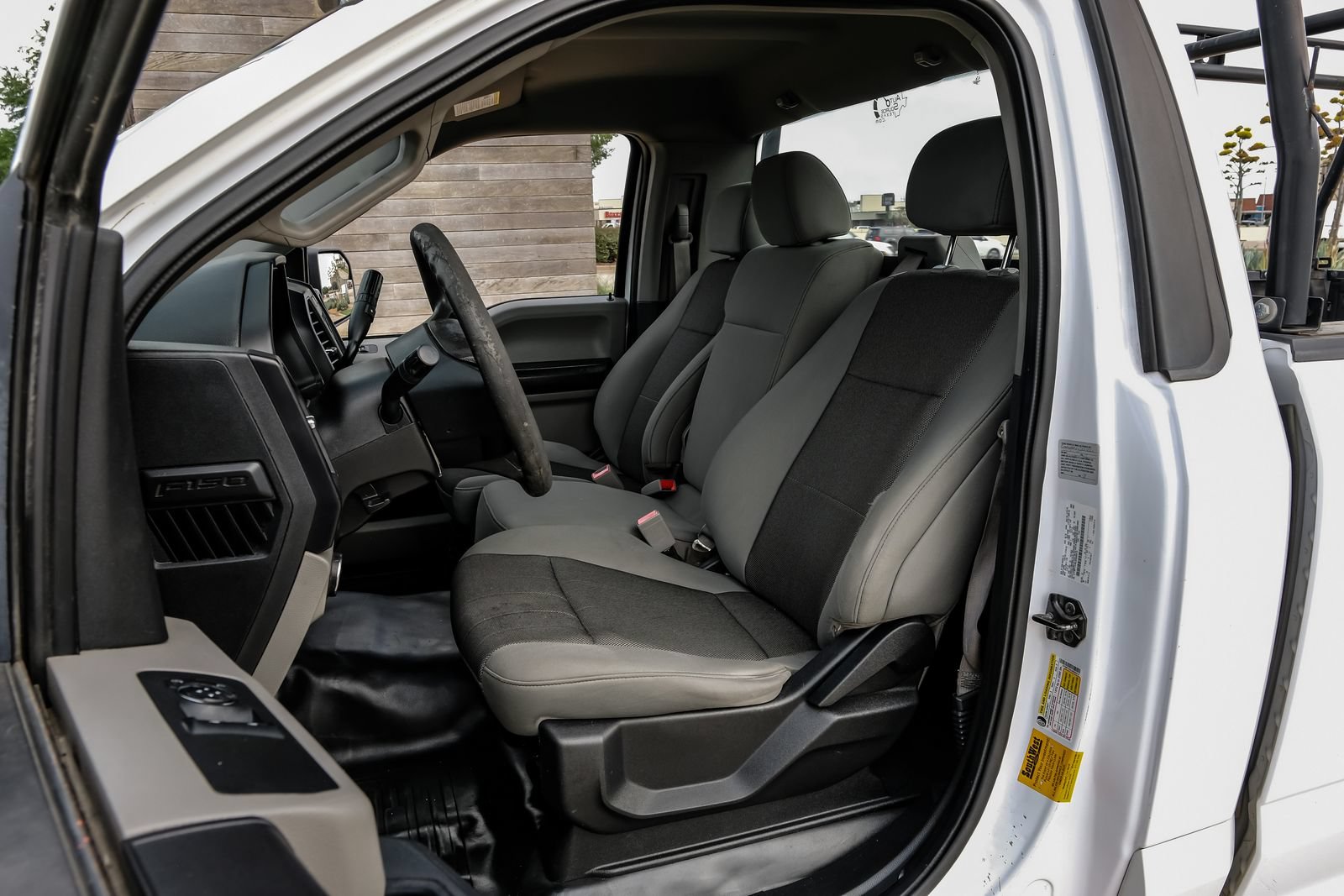 Used 2018 Ford F150 XL w/ Equipment Group 101A Mid RWD image 32