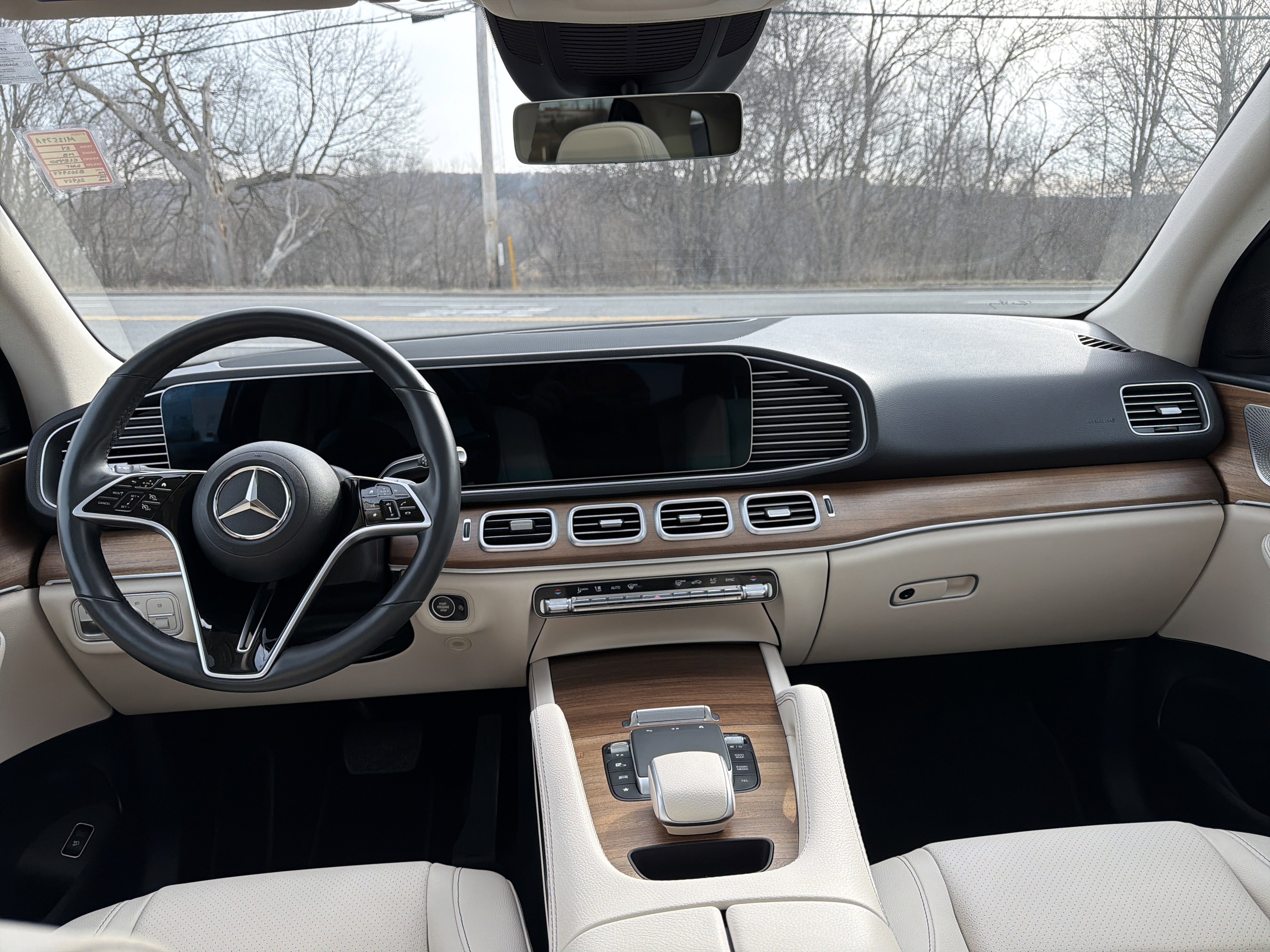 Certified 2024 Mercedes-Benz GLE 450 4MATIC image 11