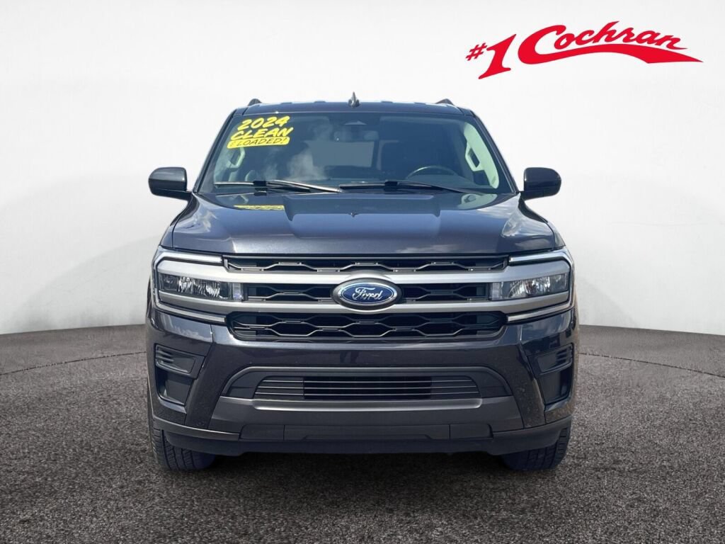 Used 2024 Ford Expedition XLT AWD/4WD image 12