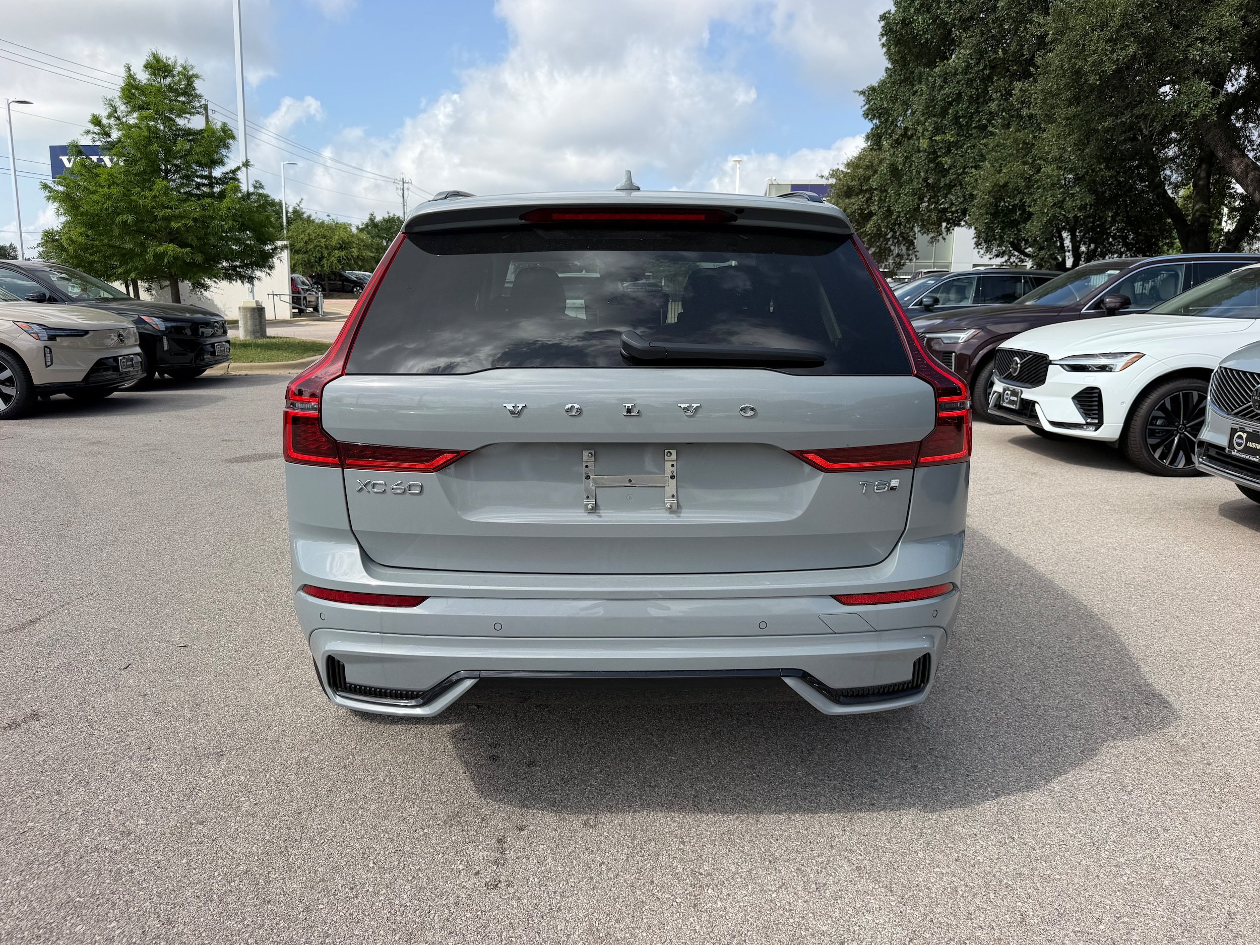 New 2026 Volvo XC60 T8 Plus AWD/4WD image 5