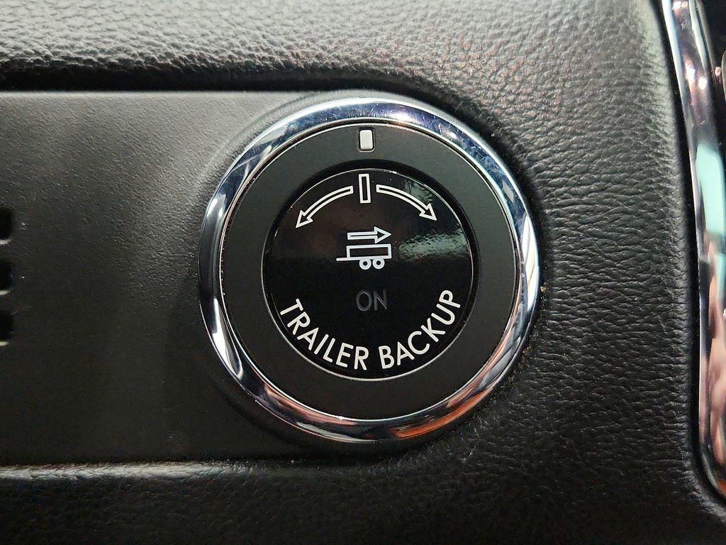 Used 2018 Lincoln Navigator L Reserve w/ Technology Package image 29