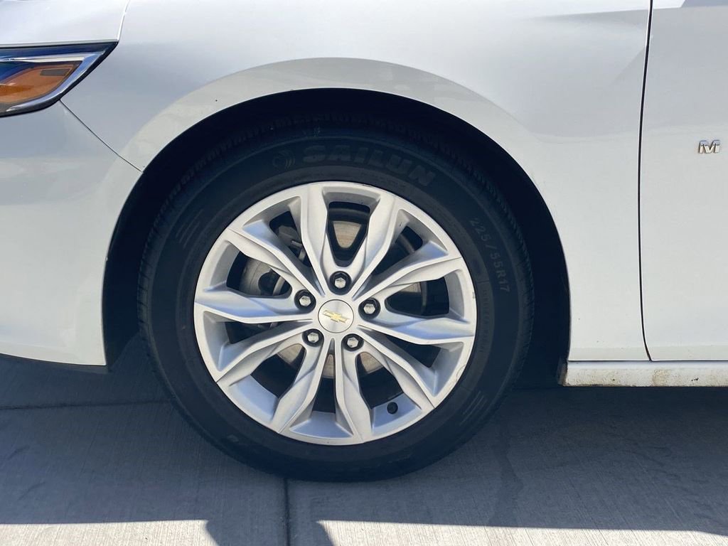 Used 2022 Chevrolet Malibu LT image 9