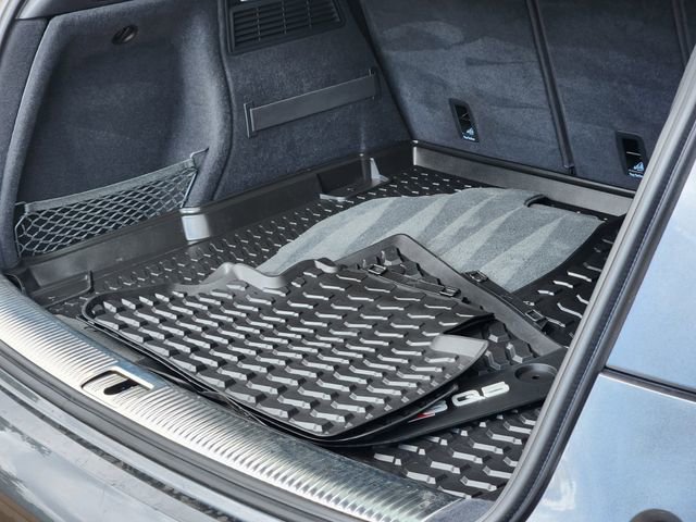 Used 2023 Audi SQ5 Premium Plus w/ Premium Plus Package image 30