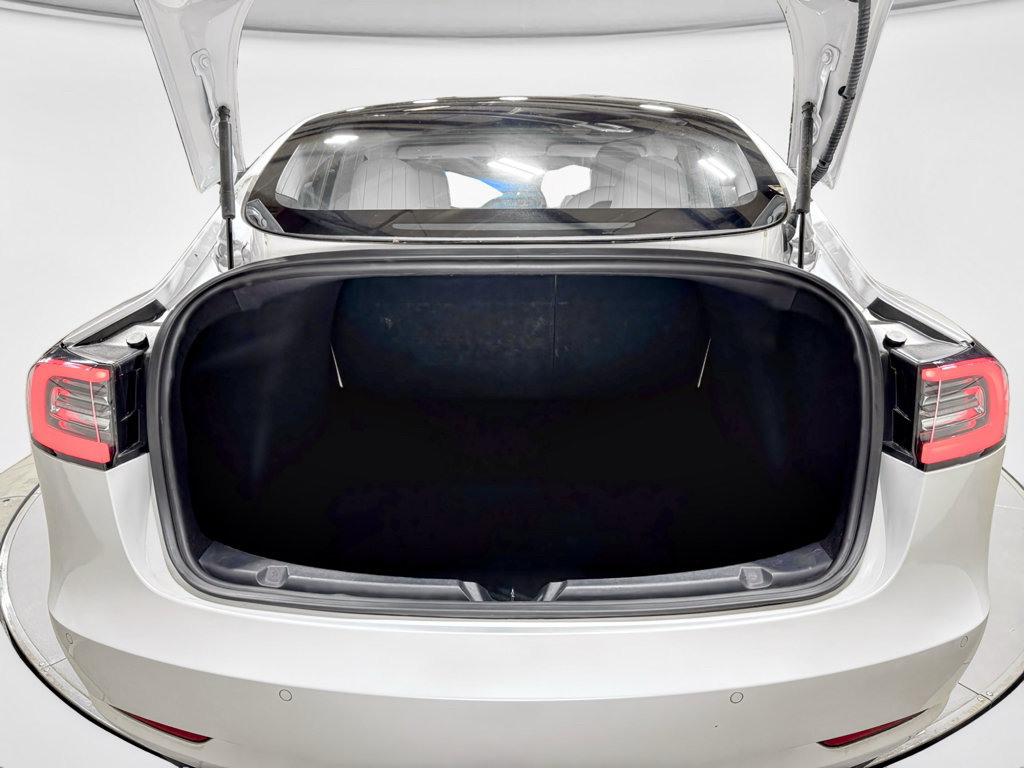 Used 2019 Tesla Model 3 Long Range image 26