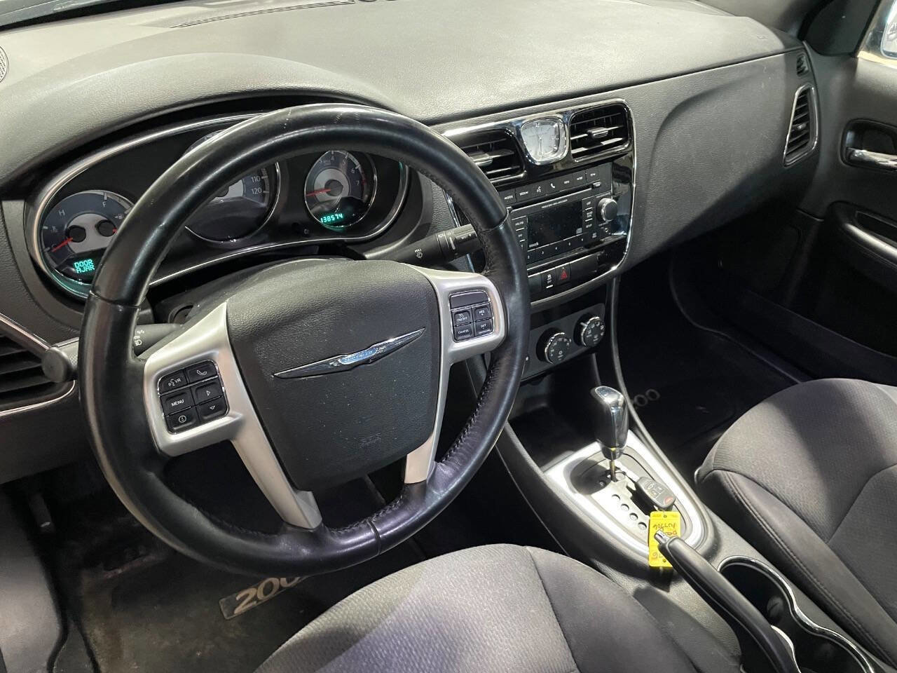 Used 2014 Chrysler 200 Touring image 5