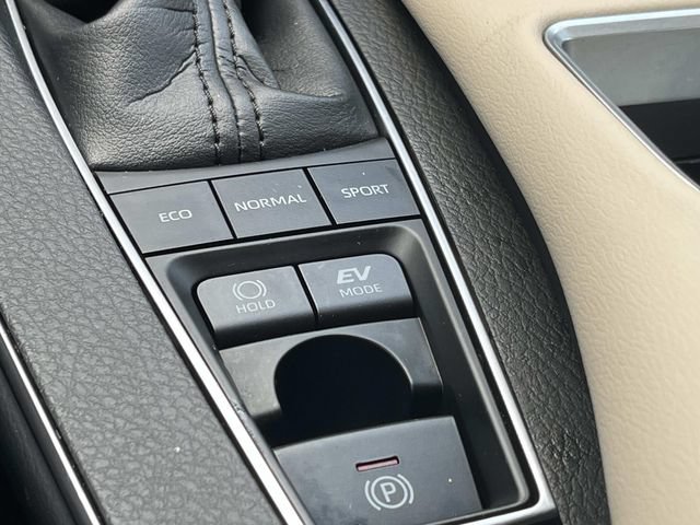 Used 2020 Toyota Avalon Limited w/ Advanced Safety Package FWD image 33