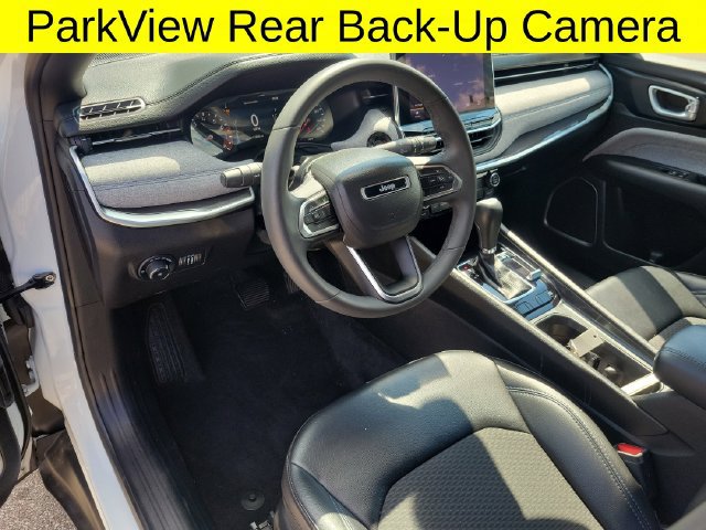 Used 2023 Jeep Compass Latitude AWD/4WD image 28