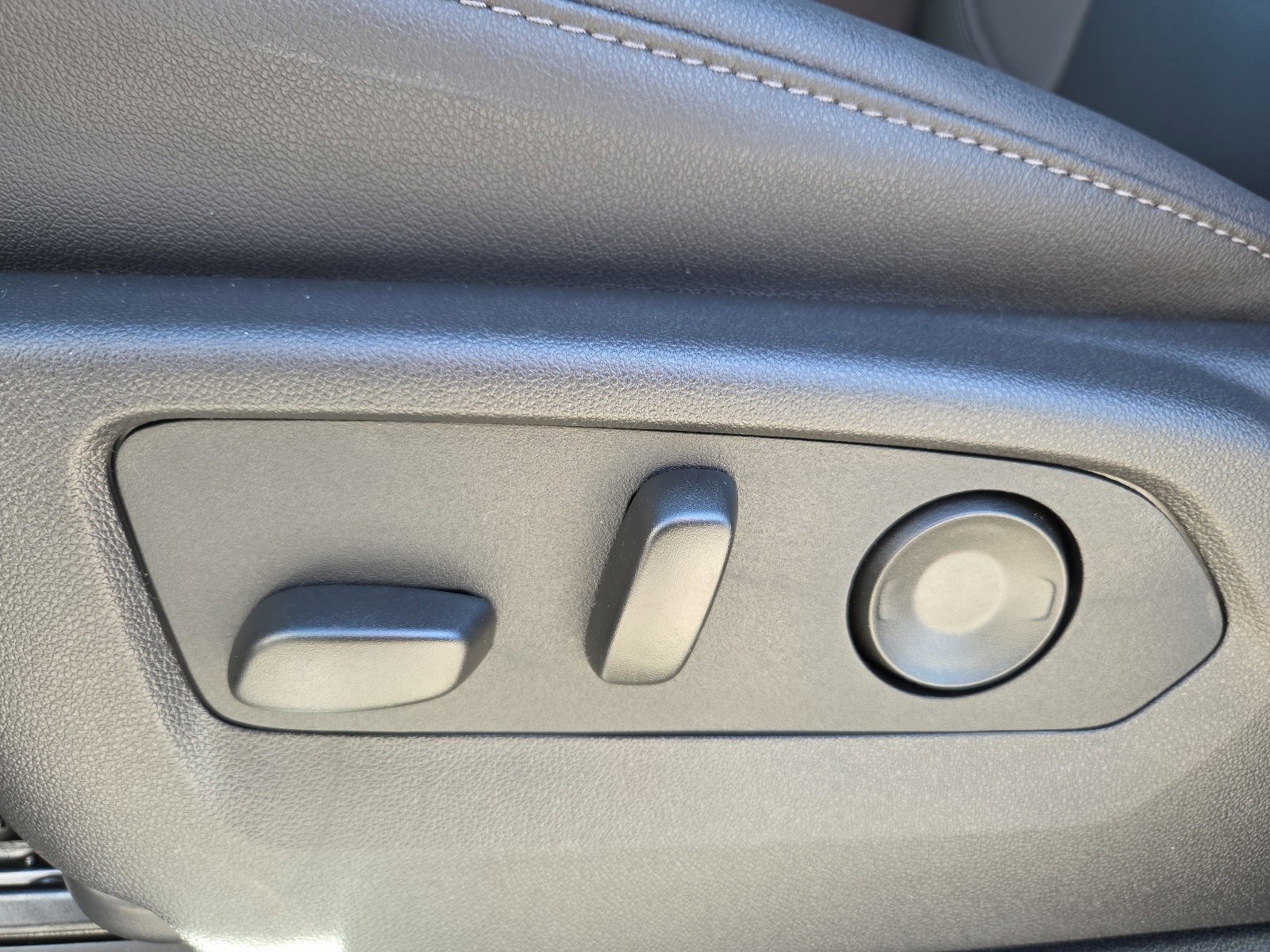 New 2026 Chevrolet Silverado 2500 LT w/ Trail Boss Package image 15