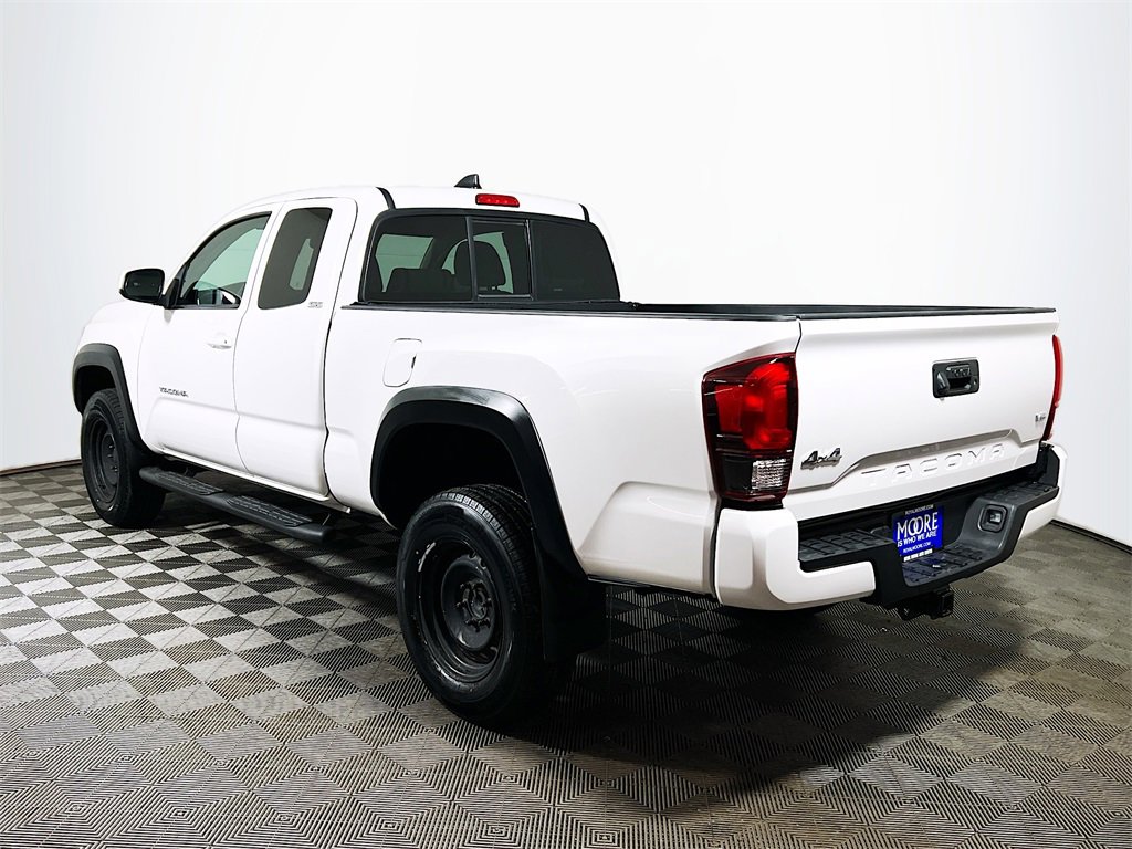Certified 2022 Toyota Tacoma SR5 image 6