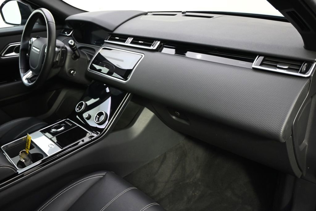 Used 2019 Land Rover Range Rover Velar S AWD/4WD image 11