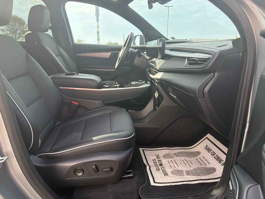 Used 2026 Buick Enclave Preferred FWD image 25