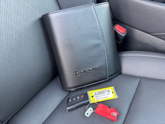 Used 2024 Lexus RX 350 Premium Plus w/ Convenience Package image 36