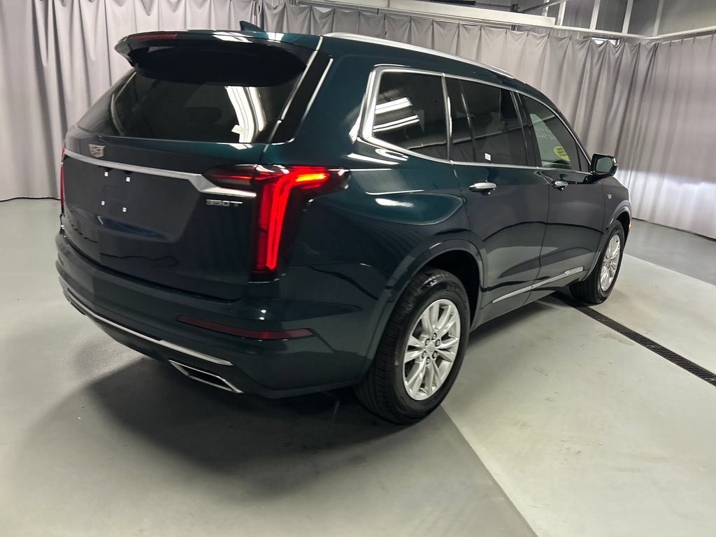 Used 2024 Cadillac XT6 Luxury w/ LPO, Floor Liner Package AWD/4WD image 7