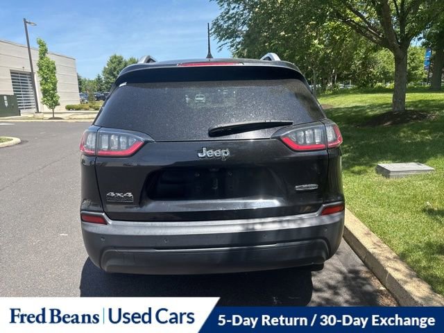 Used 2020 Jeep Cherokee Latitude Plus w/ Cold Weather Group AWD/4WD image 6