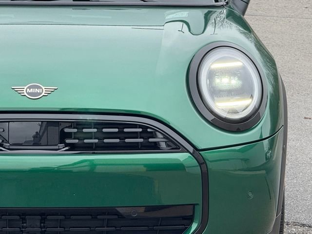 Used 2026 MINI Cooper 2-Door Hardtop image 10